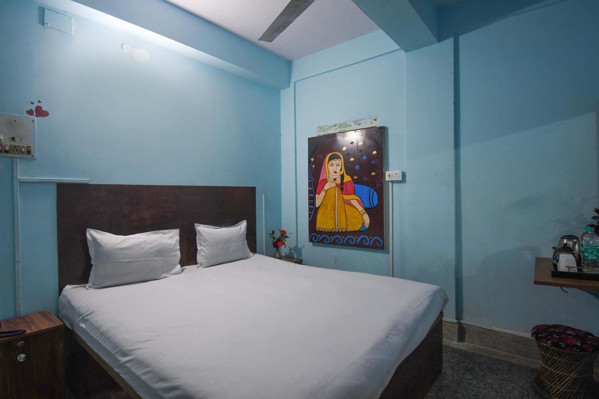 Hotel O Blue Cherry Guest House Calcutta Extérieur photo
